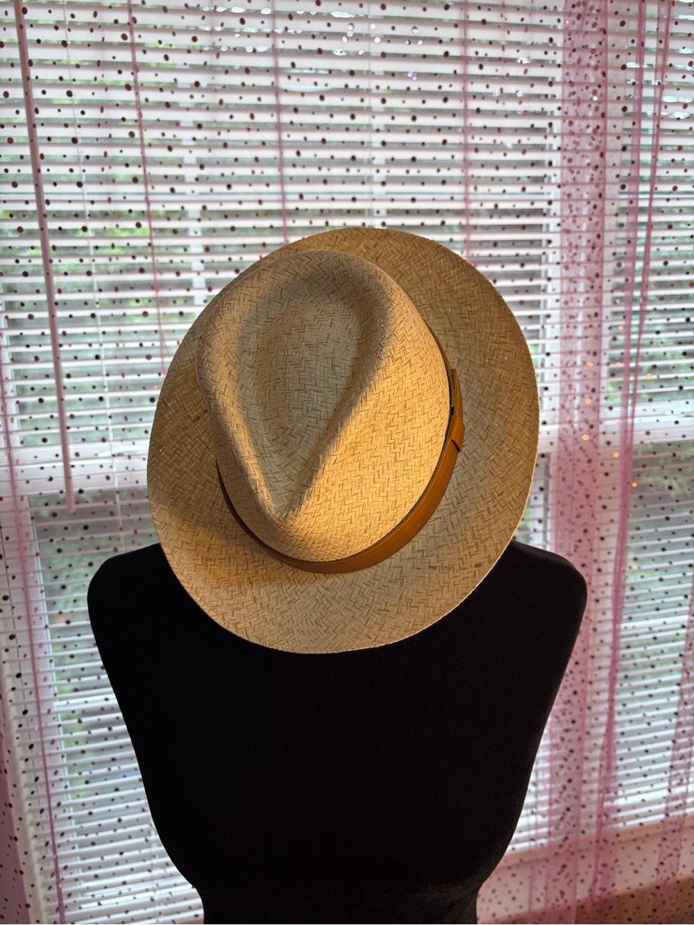 Paul Fredrick Natural Straw Fedora with Tan Band NWOT - Picture 4 of 7